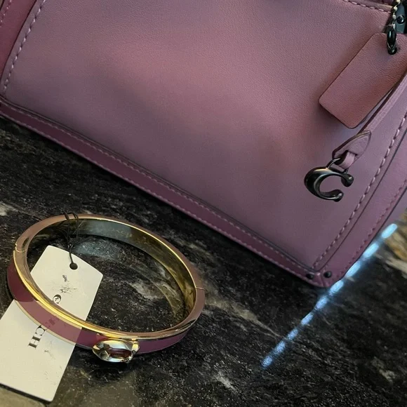 💖Coach purse & matching bracelet!!! - Picture 8 of 13